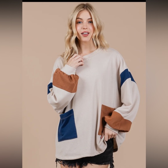 COLOR BLOCK LONG SLEEVE TOP - Picture 2 of 7